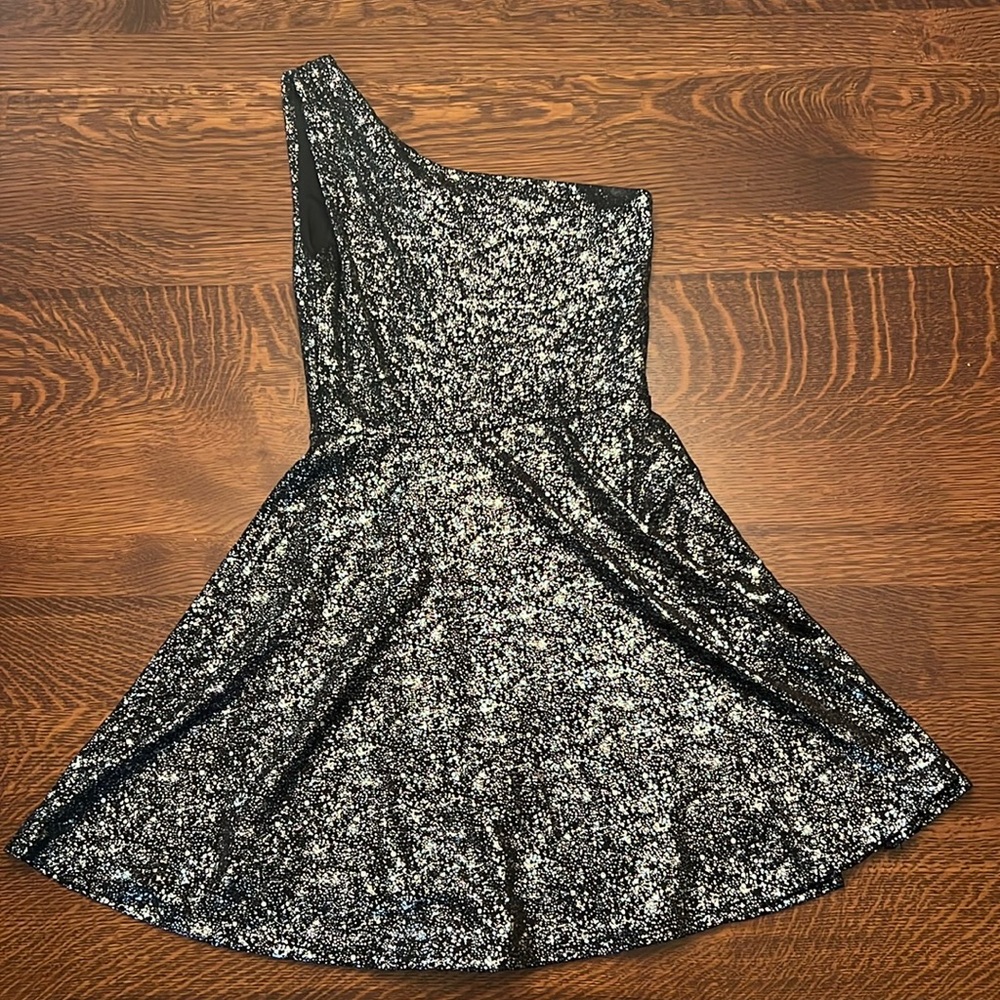 Carolina Collection One Shoulder Black and Silver Dress in Size Small